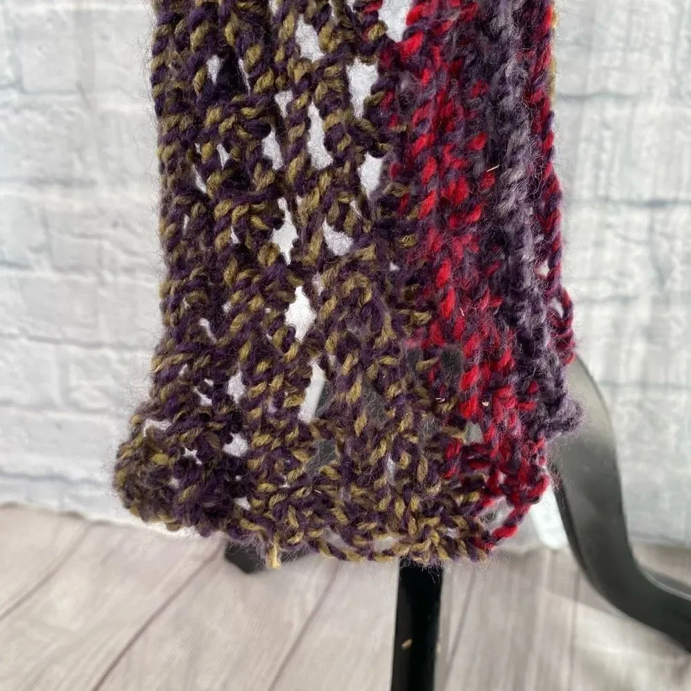 Women’s OS multi color loose knit scarf 87”x8”